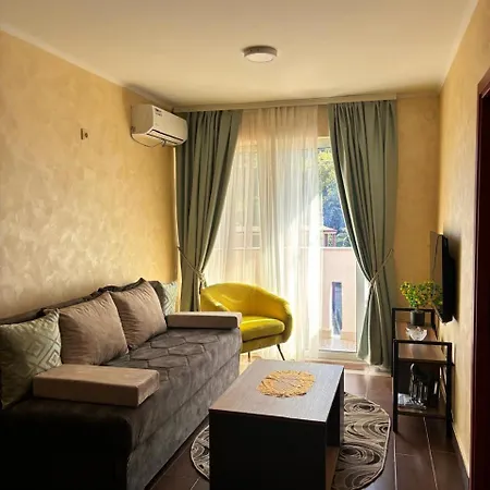 Lägenhet Dale Becici- Paradiso Budva